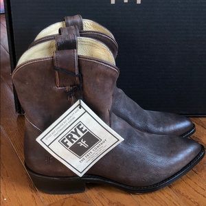FRYE boots, chocolate cowboy boots women’s size 8